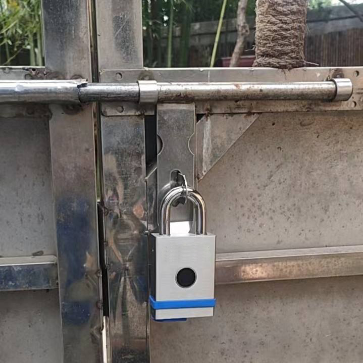 Vali hành lý Bảo mật không cần chìa khóa USB có thể sạc lại bằng vân tay thông minh Lock-DDPL010