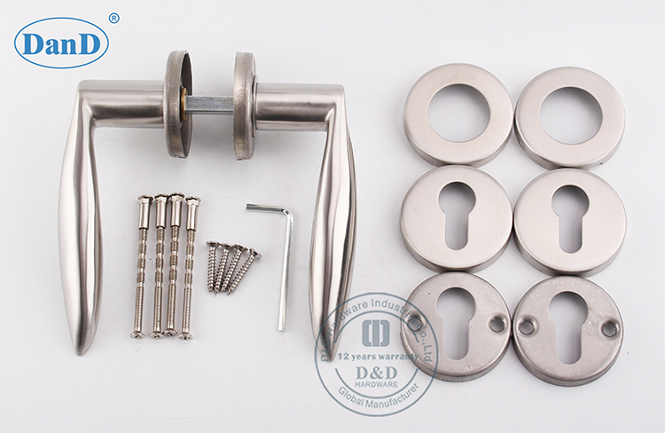 Phần cứng tay nắm cửa chính-D và D