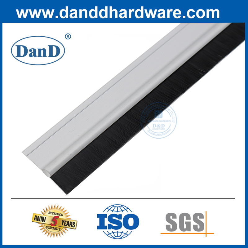 Thả Con Dấu Bàn Chải Nylon Cửa Trước Con Dấu Đáy Cửa Trượt Con Dấu Dưới Dải-DDBS004