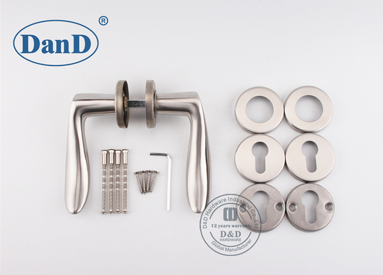 Phần cứng tay nắm cửa-D v&agrave; D hiện đại